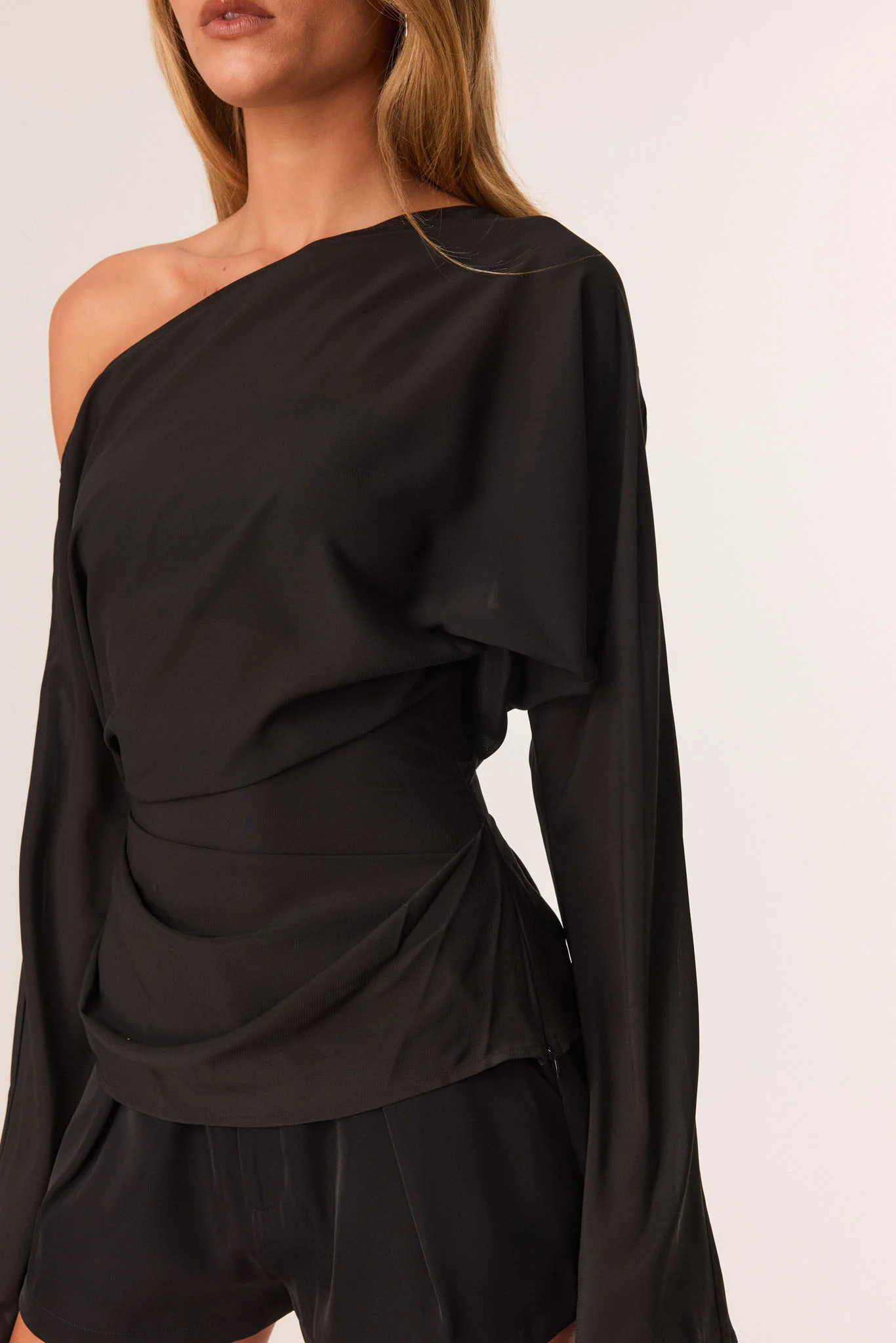 NOAH LONG SLEEVE TOP - Image 3